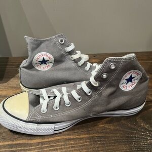Converse Chuck Taylor high tops